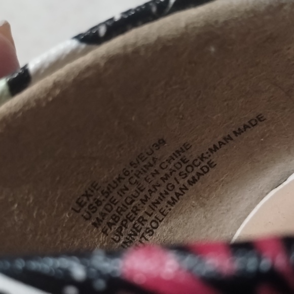 JustFab butterfly heels - Picture 6 of 8